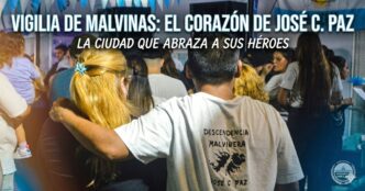 Vecinos emocionados y descendencia malvinera en la emotiva Vigilia de Malvinas en José C. Paz, un homenaje histórico a nuestros héroes.
